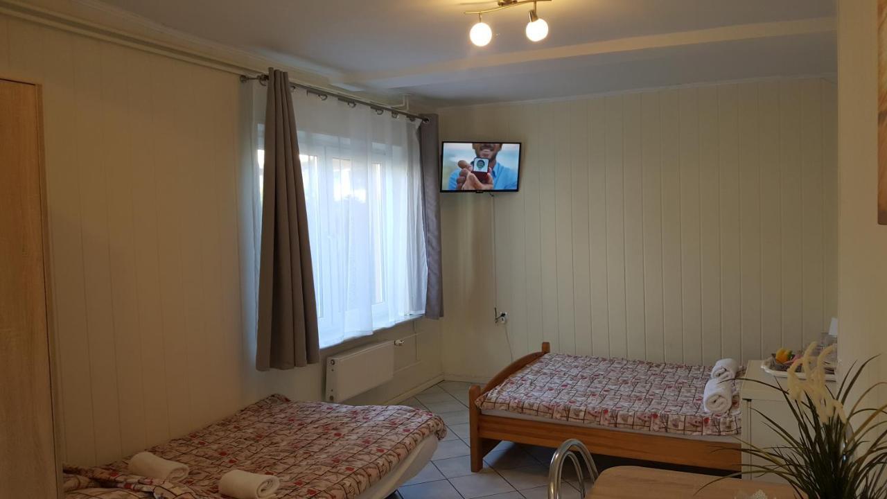 Bed and Breakfast Dom Joanna Дзивнув Экстерьер фото